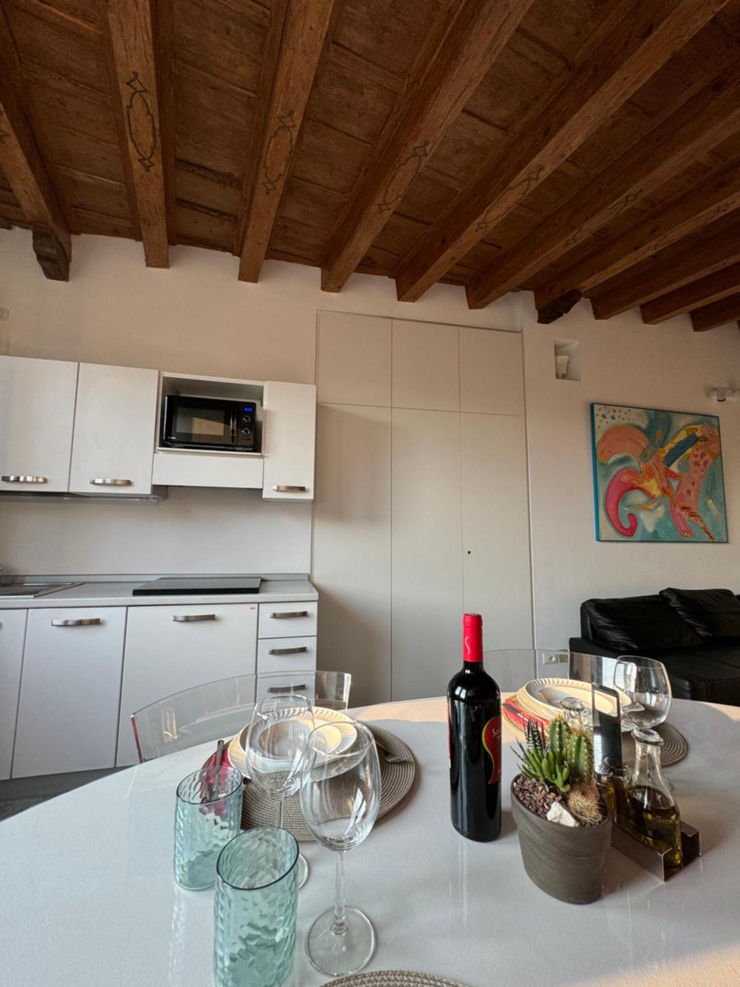Apartment Casa Sulle Mura Romane - Old Town