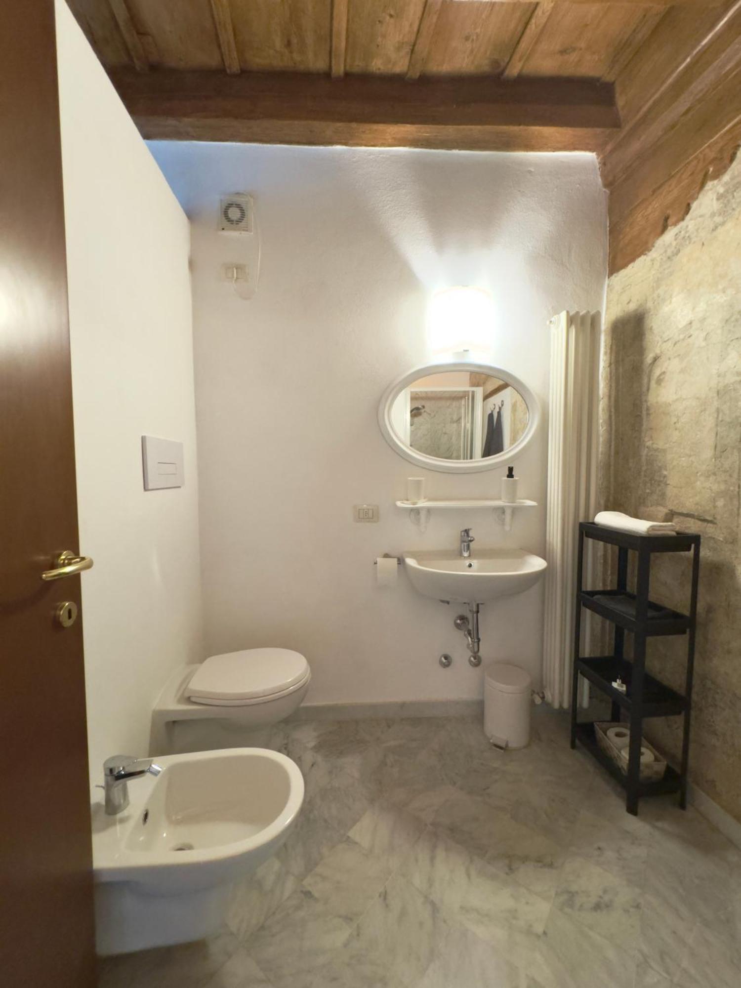 Casa Sulle Mura Romane - Old Town Apartment